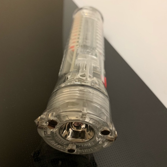 Emergency Safety Flashlight Cutter Flashing Signal - Picture 3 of 7